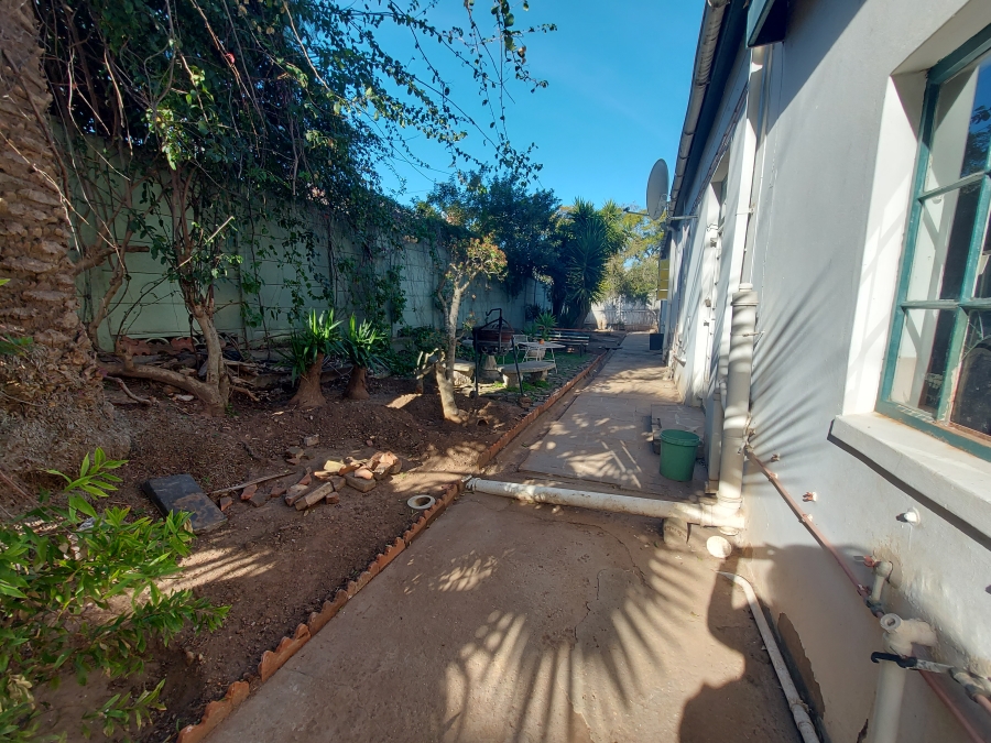 4 Bedroom Property for Sale in Uitenhage Central Eastern Cape